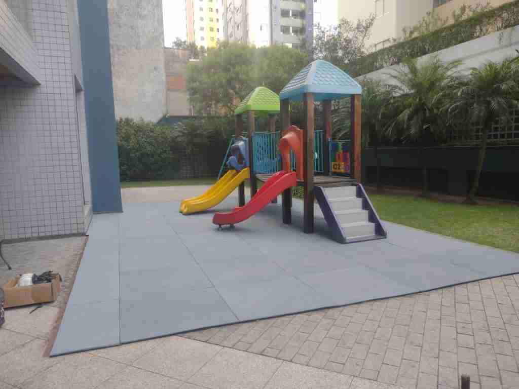 Como escolher o piso de borracha certo para o seu espaço!